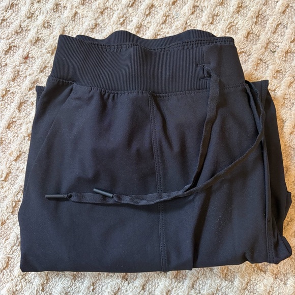 Lululemon ABC Jogger *Shorter Black XL - Picture 9 of 11